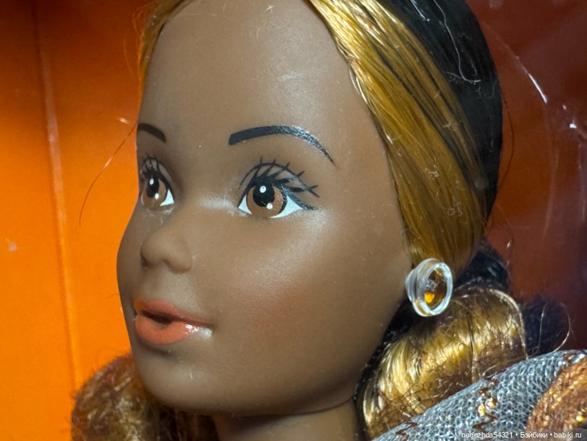 Барби Золотая Мечта Кристи (фото 6)