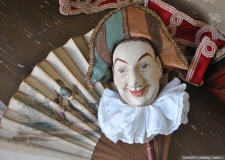 Деревянная кукла (паяц ) на палочке в старинном стиле (фото 2)
