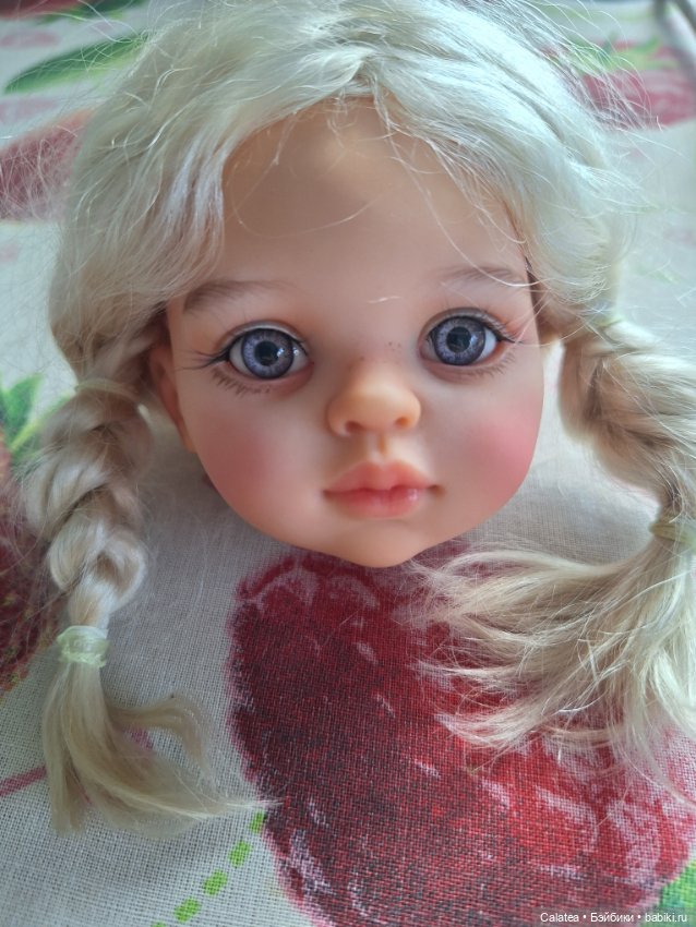 Продам головушку ООАК Paola Reina (фото 4)