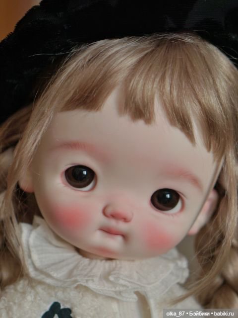 Малышка Tu Niu Chat a Feuilles Studio)