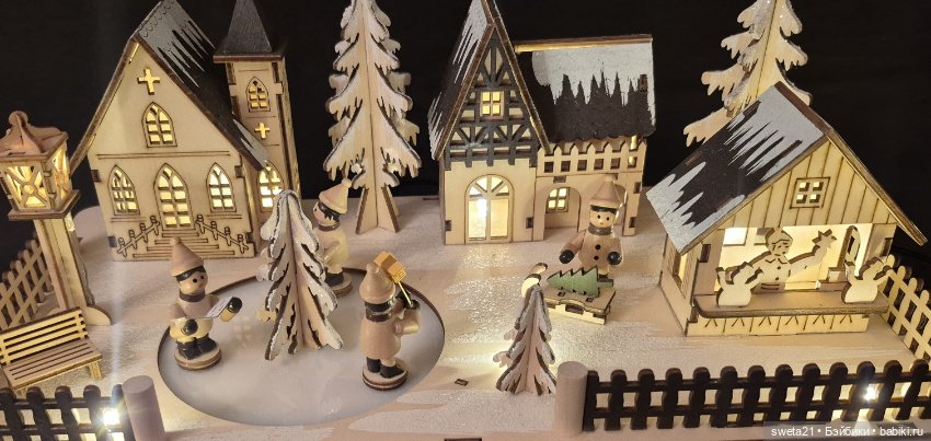 Композиция «Зимняя деревенская деревня»