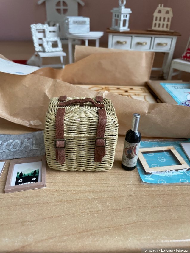 Мебель для кукол формата 1/6 и 1/12 (фото 2)