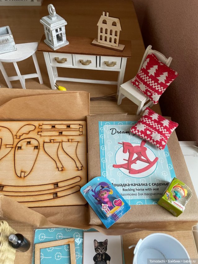 Мебель для кукол формата 1/6 и 1/12 (фото 3)