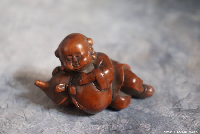 Нэцкэ "Девочка и тыква горлянка".Винтаж, более 50 лет