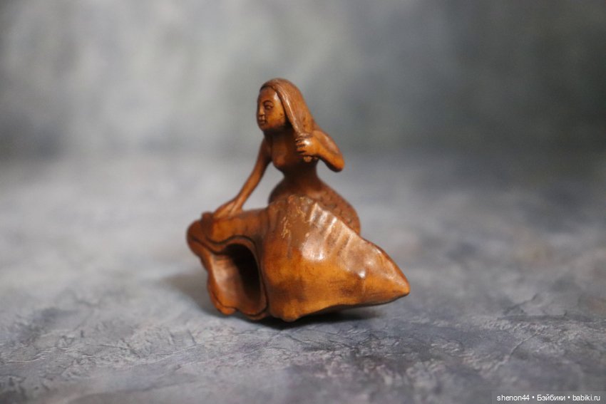 Нэцкэ "Русалочка на морской раковине" (фото 2)