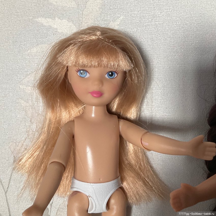 Две шарнирные куклы от Мадам Александер (фото 9)