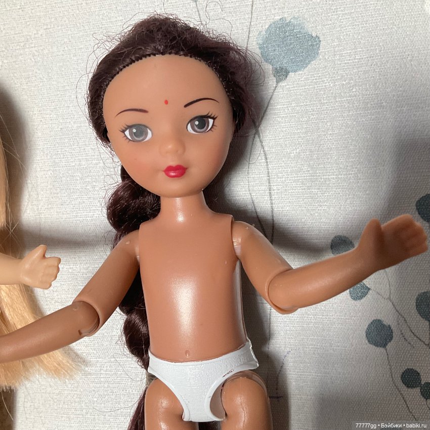 Две шарнирные куклы от Мадам Александер (фото 8)