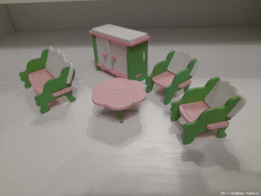 Набор мебели для маленьких кукол (фото 6)