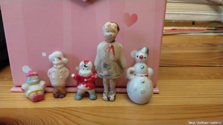 Набор игрушек Зима и пионерка колкий пластик СССР