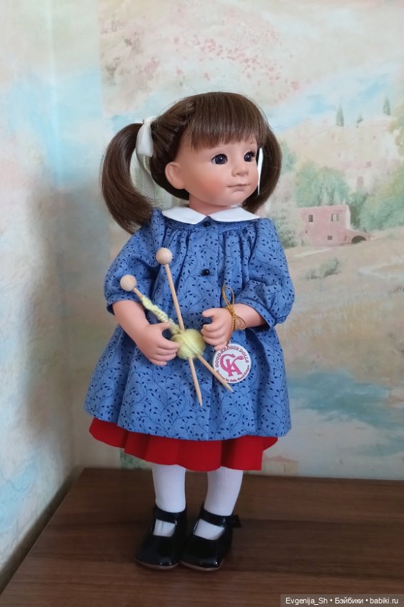 Клубная куколка Close knit от Джулии Гуд-Крюгер, Julie Good-Kruger