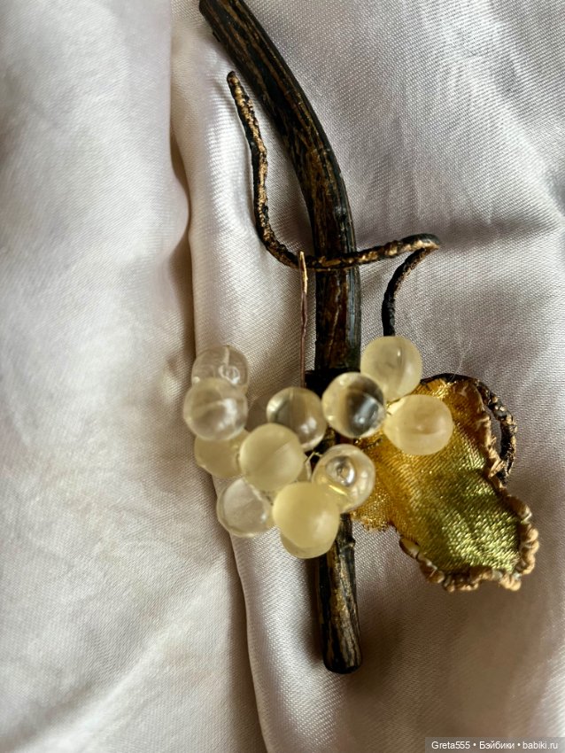 Шикарная антикварная брошь , Люцит , « Виноградная лоза», для декора антикварных кукол и реплик (фото 7)
