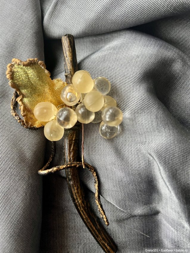 Шикарная антикварная брошь , Люцит , « Виноградная лоза», для декора антикварных кукол и реплик (фото 8)
