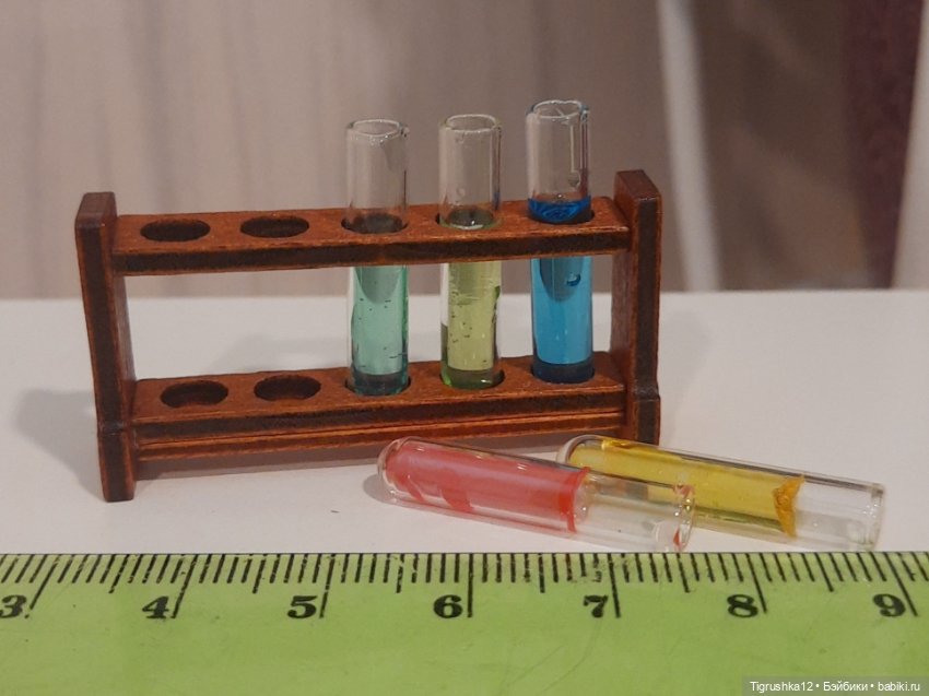 Штатив с пробирками — Аксессуары для кукольных фотосессий (фото 3)