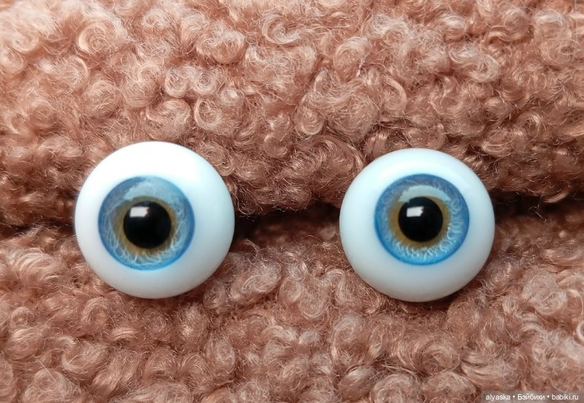 Стеклянные глаза HandGlassCraft (р.12 мм)