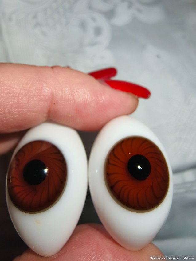 Ранние огромные глаза с высокой радужкой (фото 2)