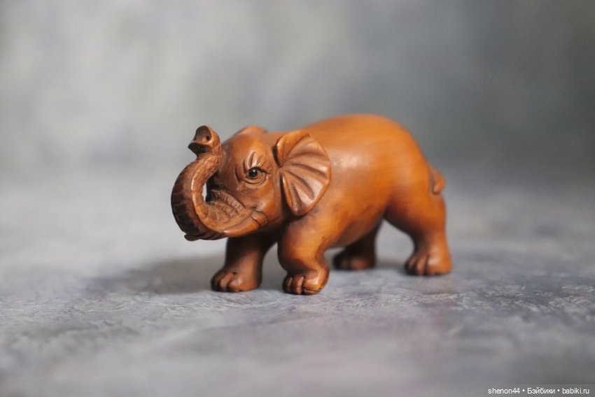 Нэцкэ "Идущий слоненок". Винтаж