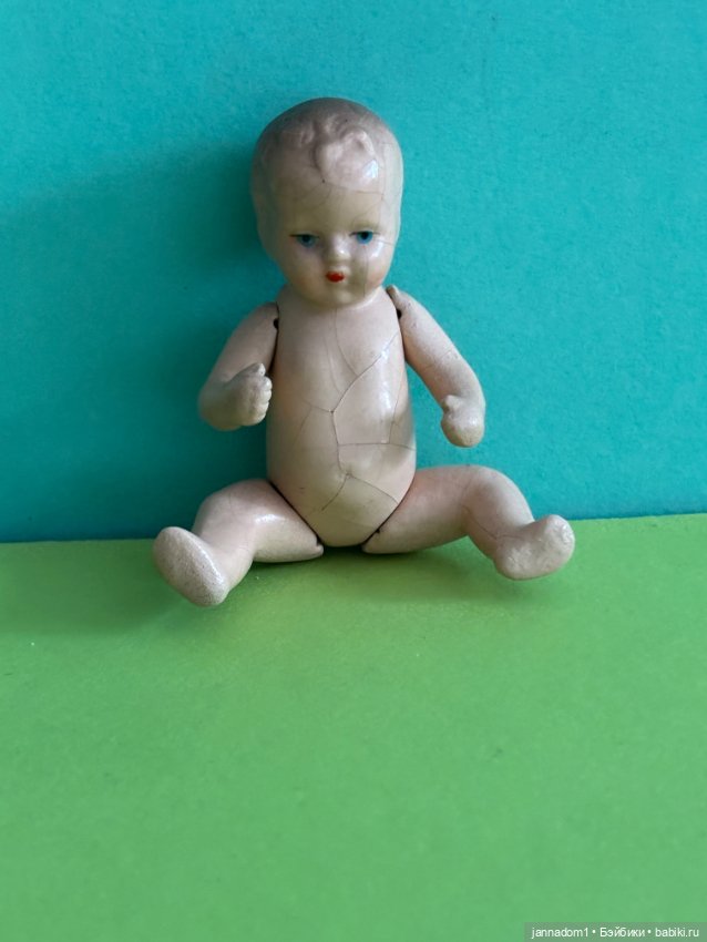 Керамический пупсик Tebu с рельефными волосами, высота 9,5 см (фото 5)