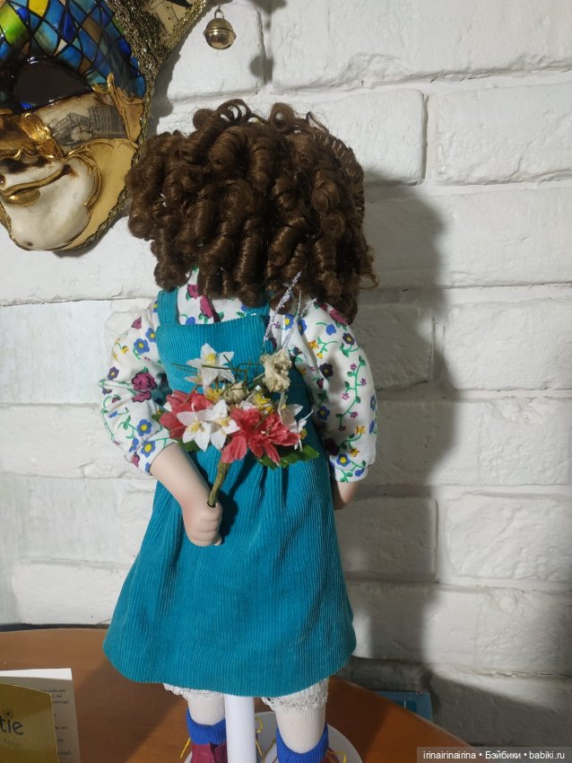 Кэти с сюрпризом (444.2) — Фарфоровые куклы (фото 6)