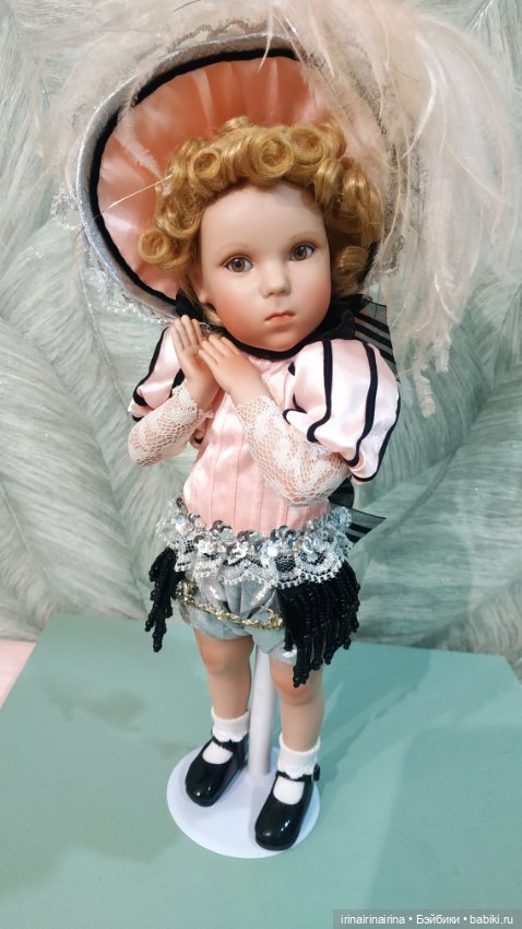 Паж (437.3) — Фарфоровые куклы (фото 5)