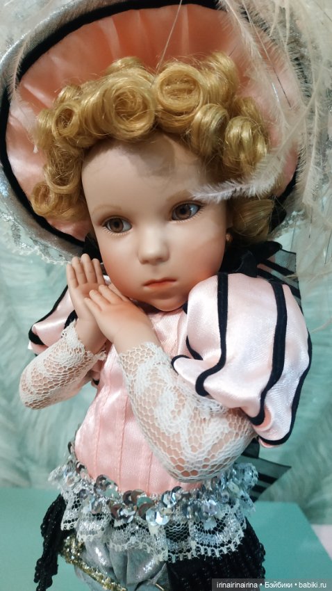 Паж (437.3) — Фарфоровые куклы (фото 6)