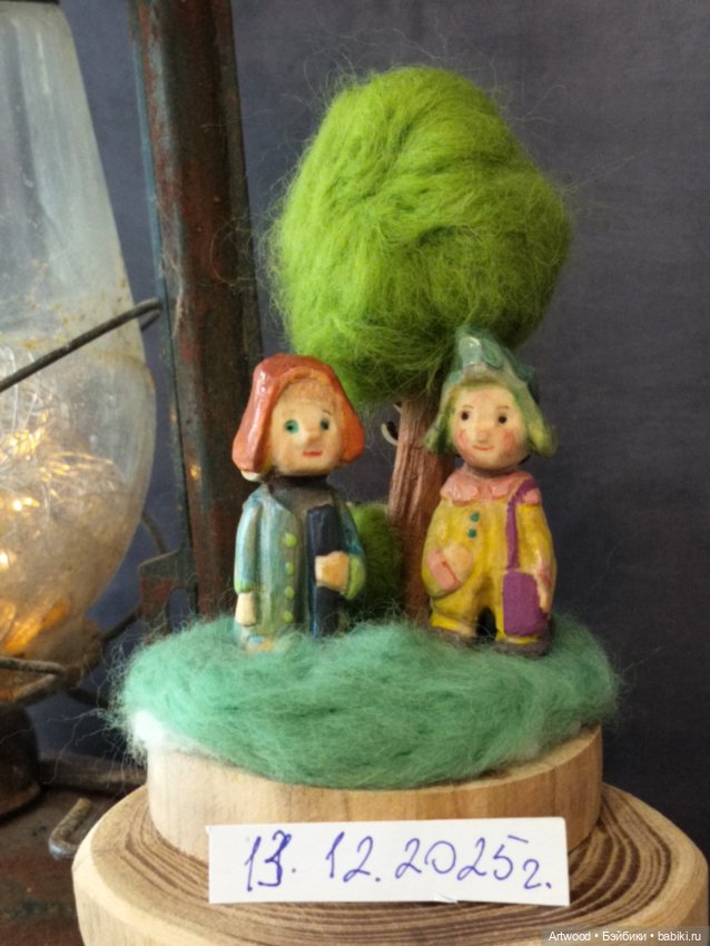 Деревянная миниатюра — Книги (фото 4)