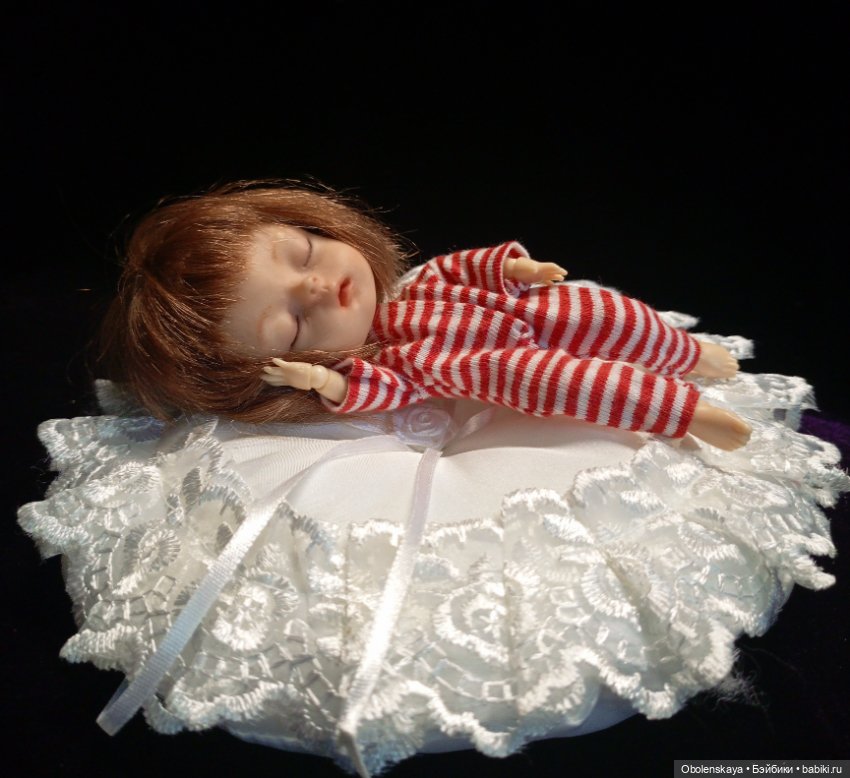 Кукла шарнирная коллекционная обитсу11