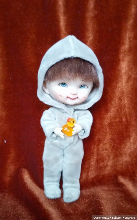 Кукла шарнирная коллекционная обитсу11 мальчик (фото 2)