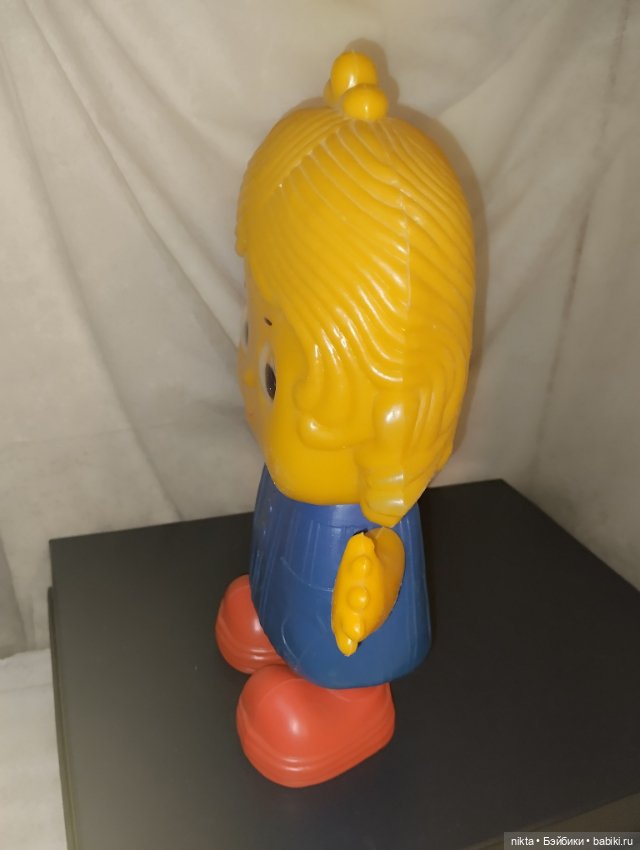 Игрушка из полиэтилена (дутыш) СССР "Кукла-Топотушка" (фото 6)
