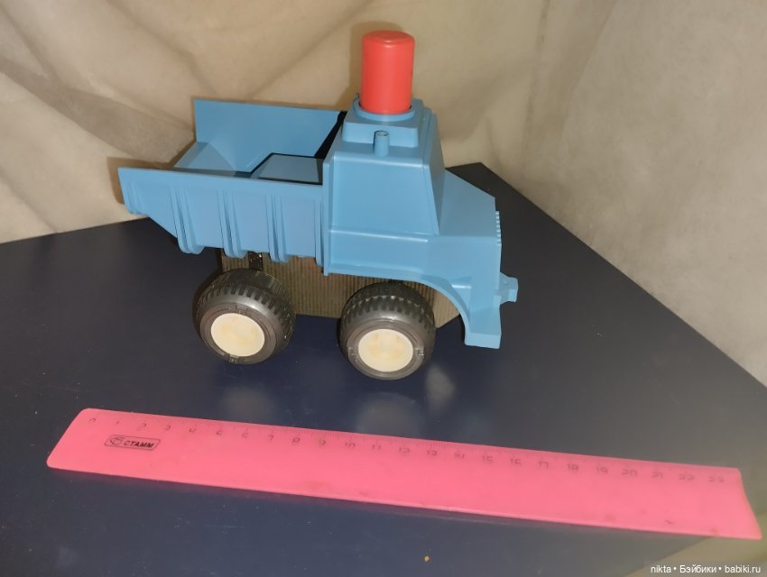 Машинка СССР Грузовик заводной СССР (фото 3)
