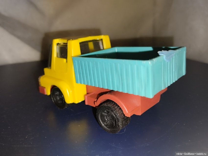 Машинка СССР Грузовик — Винтажные куклы и игрушки детства (фото 4)