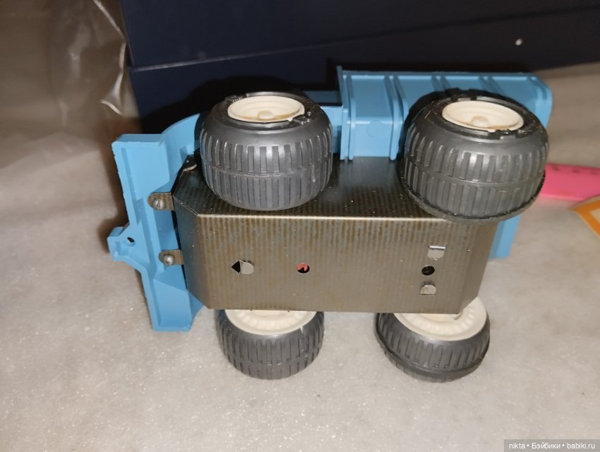 Машинка СССР Грузовик заводной СССР (фото 8)