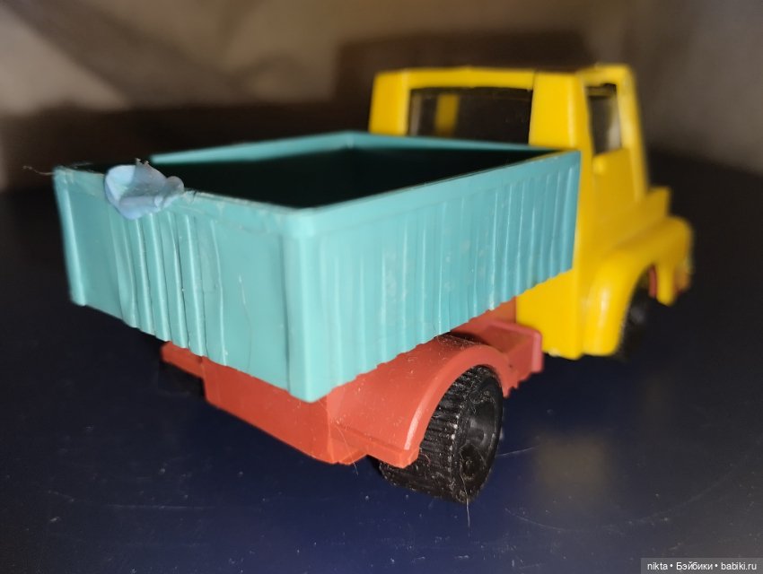 Машинка СССР Грузовик — Винтажные куклы и игрушки детства (фото 5)