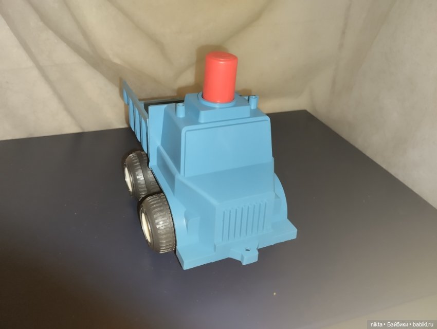 Машинка СССР Грузовик заводной СССР (фото 4)