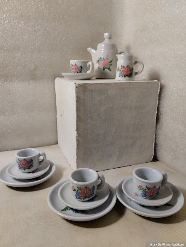 Кукольный сервиз На 4 персоны