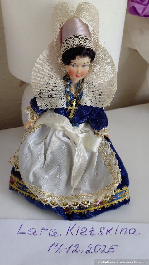 Кукла из пластика. Petitcollin. Франция (фото 7)