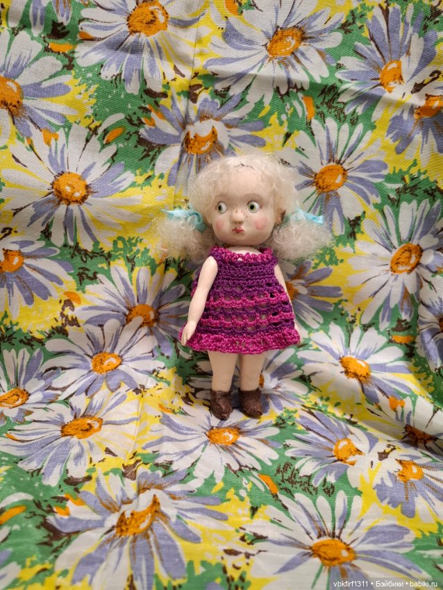 Клава-куколка из дерева с характером