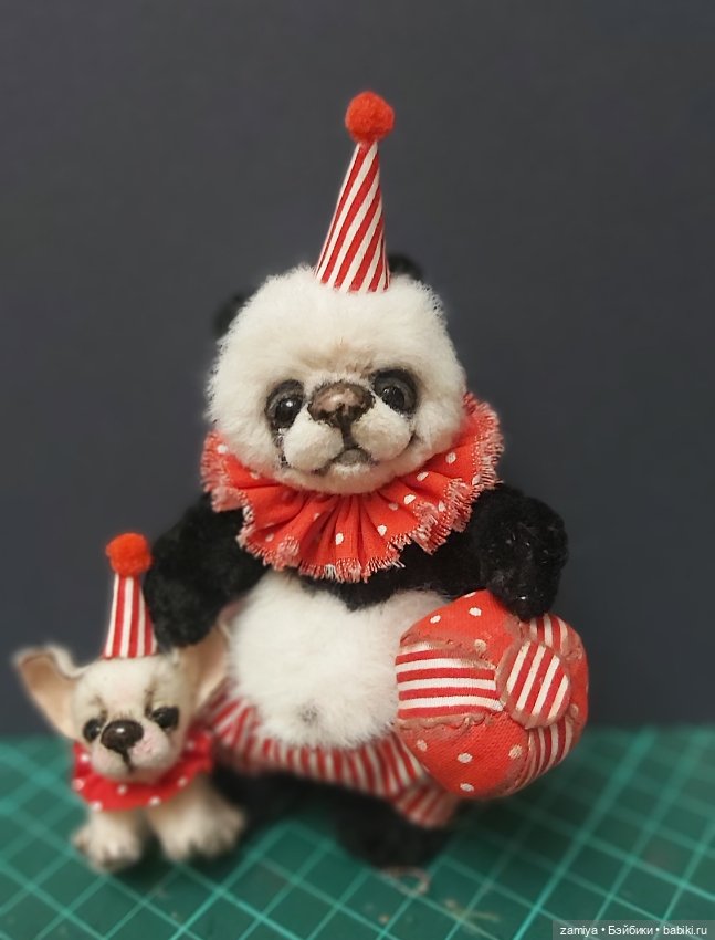 Цирковая панда и ее друг в поиске арены (фото 4)