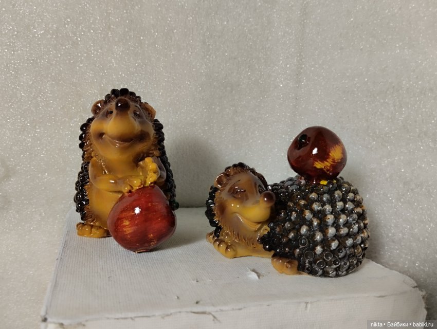 Жизнерадостные ежики Керамика? Полистоун? Винтаж