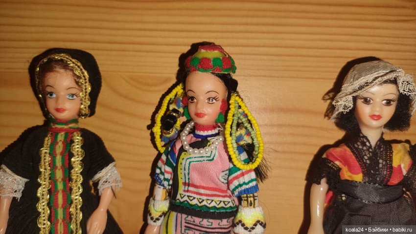 Кукла Англия. Винтажная куколка в национальном костюме (фото 8)