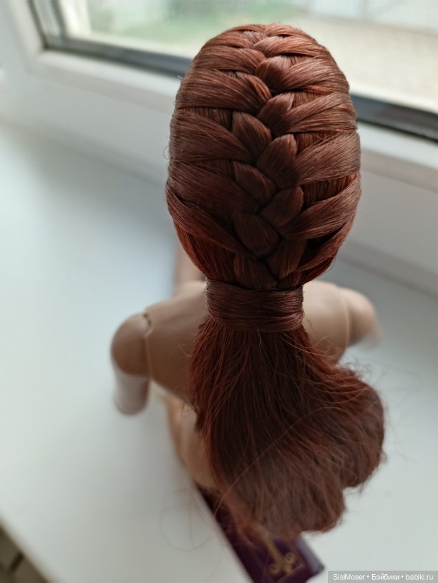 Куклa Тоннер Tonner Sidney Winter Green (фото 4)