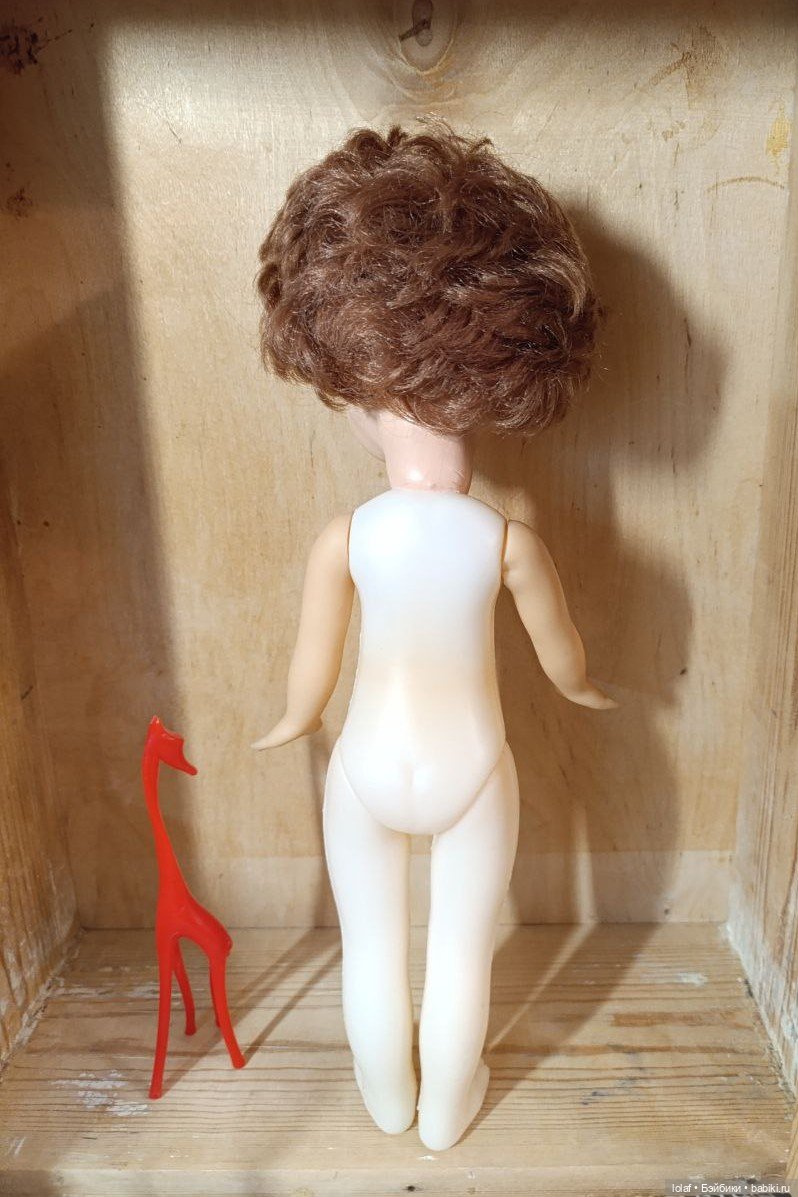 Невеста. Винтажная прессопилочная кукла (фото 3)