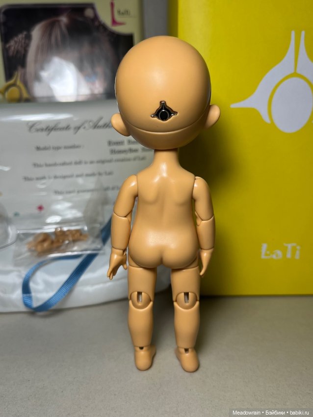 Lati yellow Sisi Event basic ver. honey bee latidoll (фото 3)