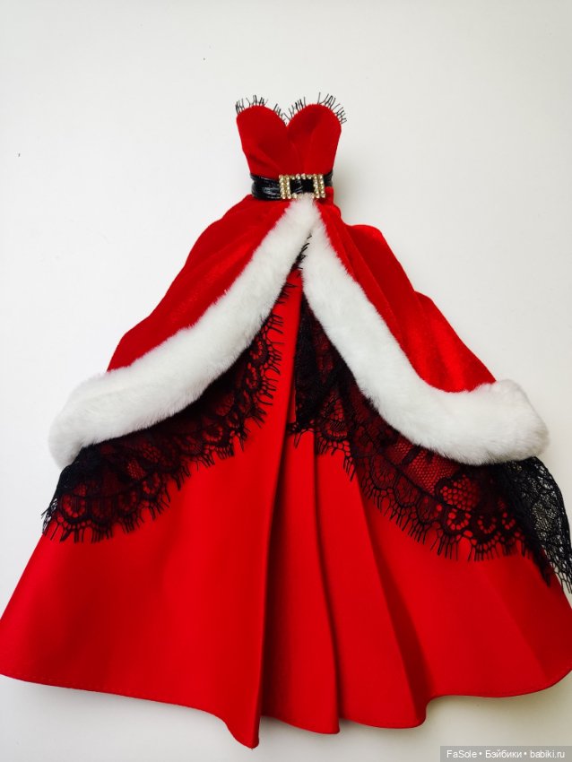 Платье Barbie Holiday 2007