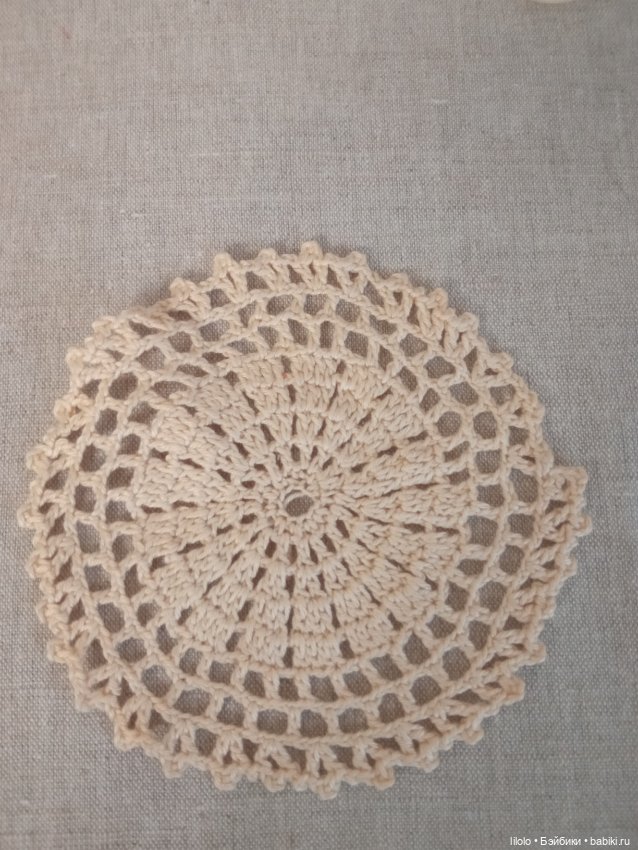 Салфеточки для кукольного интерьера (фото 5)