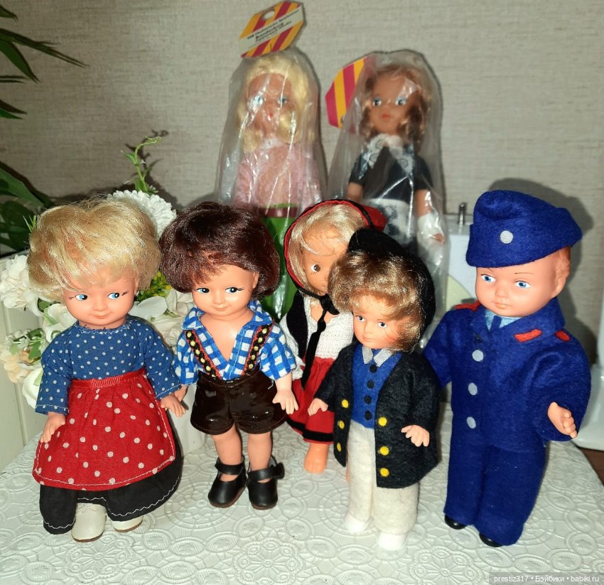 Редкая, винтажная куколка AH/G -ГДР 70-х годов. Новая в упаковке ( Наверное это адмирал)