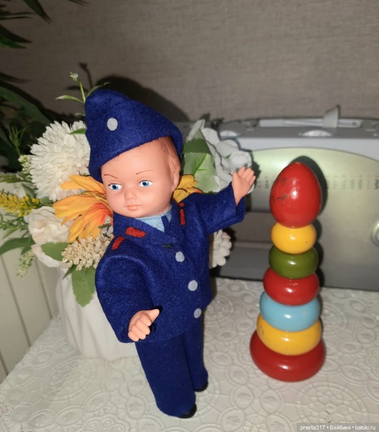 Редкая, винтажная куколка AH/G -ГДР 70-х годов. Новая в упаковке ( Наверное это адмирал) (фото 3)