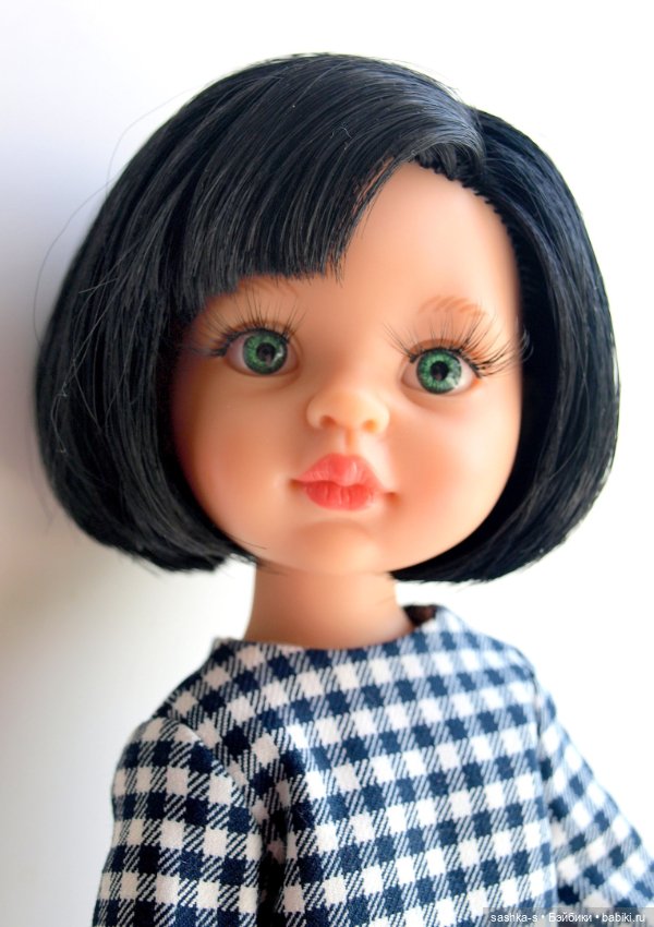 Карина Паола Рейна с каре и на стройном теле