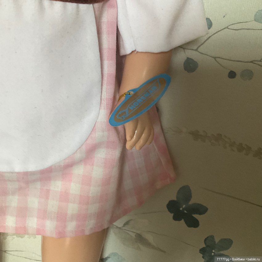 Номерная кукла Элла от Хорсман (фото 5)