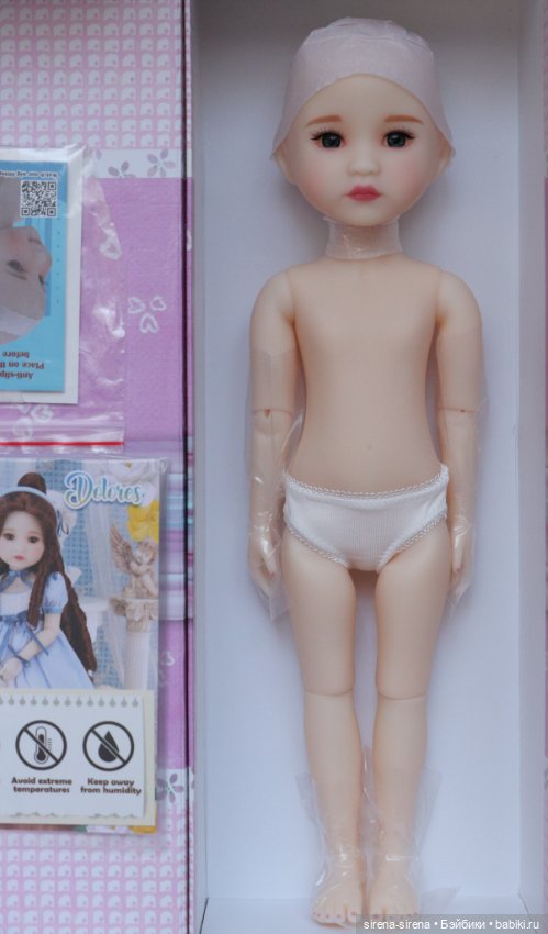 Долорес от Руби Ред, Dolores Ruby Red, нюд и без парика, 175