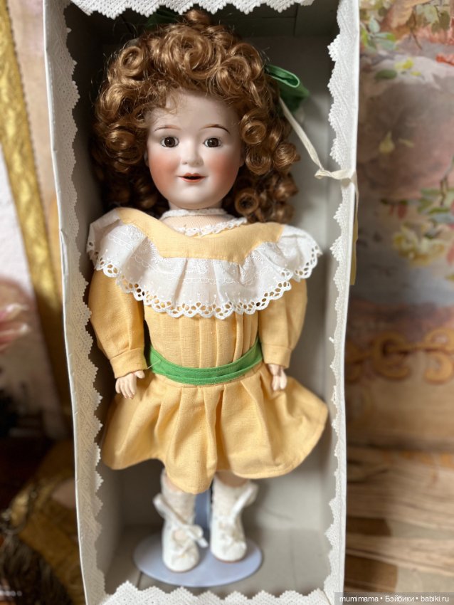 Реплика антикварной куклы Porzellanfabrik Burggrub Princess Elizabeth gr. 40 cm (фото 2)